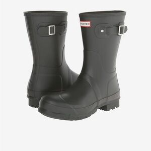 HUNTER Olive Original Short Rain Boots with Side Buckle - Size 9